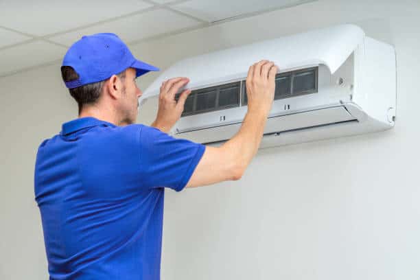 Expert Home Service technician repairing residential cooling system in Orange County FL<br />
